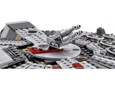 LEGO Star Wars 75105 Millennium Falcon