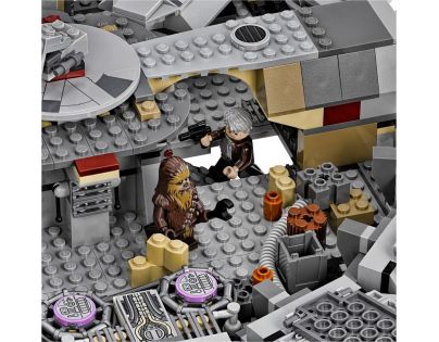 LEGO Star Wars 75105 Millennium Falcon