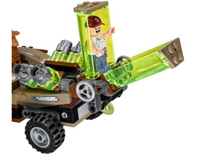 LEGO Super Heroes 76054 Batman Scarecrow Sklizeň strachu
