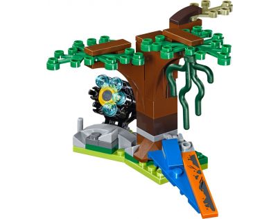 LEGO Super Heroes 76079 Útok Ravagera