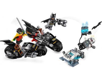 LEGO Super Heroes 76118 Mr. Freeze™ vs. Batman na Batmotorke™