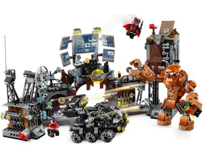 LEGO Super Heroes 76122 Clayface™ útočí na Batmanovu jaskyňu