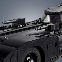 LEGO® Super Heroes 76139 Batmobile ™ 1989: prenasledovanie Jokera 4