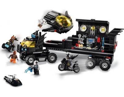 LEGO® Super Heroes 76160 Mobilná Batmanova základňa