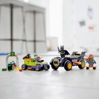 LEGO® Super Heroes 76180 Batman™ vs. Joker™ Honička v Batmobilu 4