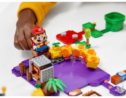 LEGO® Super Mario™ 71383 Wiggler a jedovatý močiar rozširujúci set