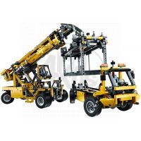 LEGO TECHNIC 42009 Mobilní jeřáb MK II 3