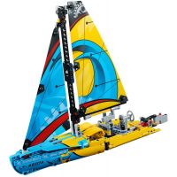 LEGO Technic 42074 Pretekárska jachta 3