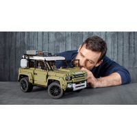 LEGO Technic 42110 Land Rover Defender - Poškodený obal 4