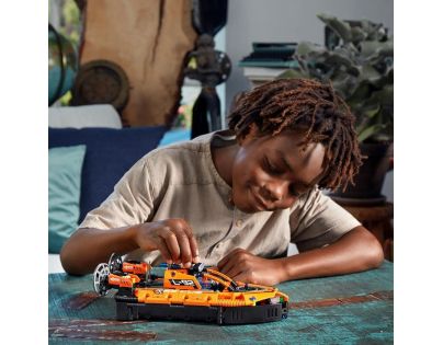 LEGO® Technic 42120 Záchranné vznášadlo