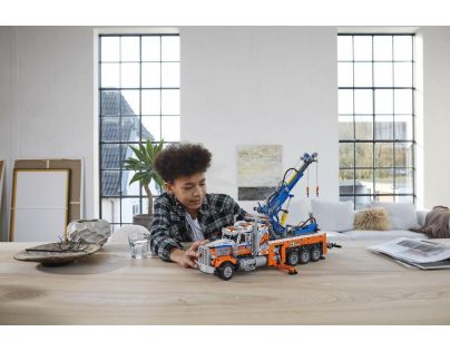 LEGO® Technic Výkonný odťahový voz