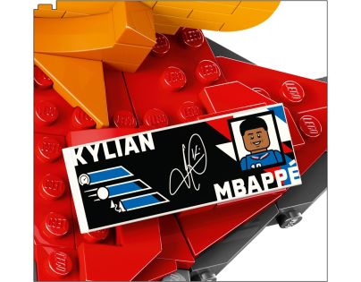 LEGO® Editions 43013 Kylian Mbappé – Hviezdne momenty futbalu