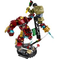 LEGO® 76343 SUPER HEROES 76343 2