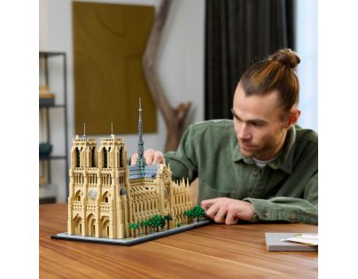 LEGO® Architecture 21061 Notre-Dame v Paríži