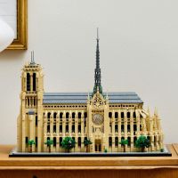 LEGO® Architecture 21061 Notre-Dame v Paríži 5