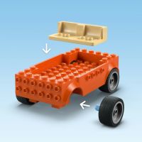 LEGO® Bluey 11202 Bluey a rodinný výlet autom na pláž 4