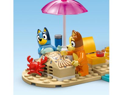 LEGO® Bluey 11202 Bluey a rodinný výlet autom na pláž