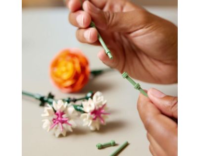 LEGO® Botanicals 10342 Krásna kytica rúžových kvetov