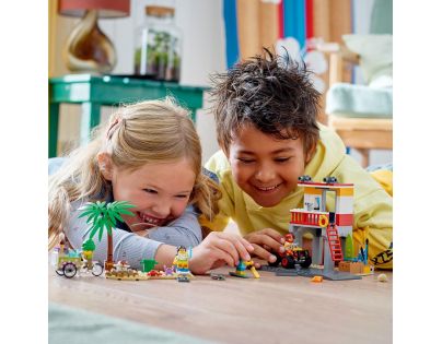 LEGO® City 60328 Stanica pobrežnej hliadky