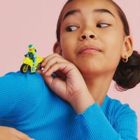 LEGO® City 60358 Kaskadérska kybermotorka 3