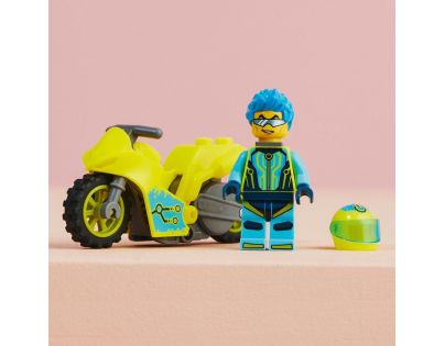 LEGO® City 60358 Kaskadérska kybermotorka