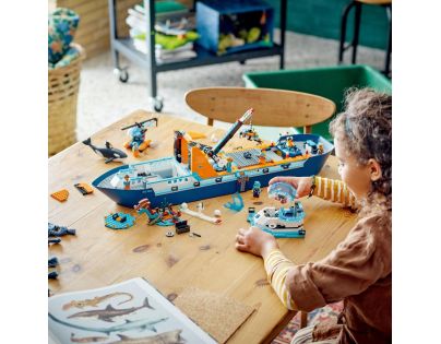 LEGO® City 60368 Arktická prieskumná loď
