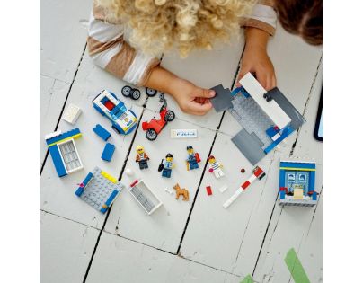 LEGO® City 60370 Naháňačka na policajnej stanici