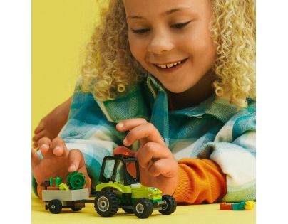 LEGO® City 60390 Traktor v parku