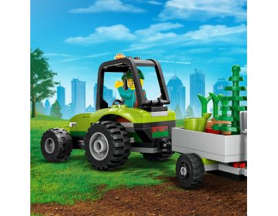 LEGO® City 60390 Traktor v parku