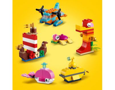 LEGO® Classic 11018 Kreatívna zábava v oceáne