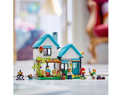 LEGO® Creator 31139 Útulný domček