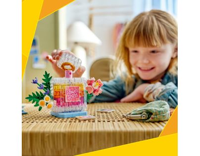 LEGO® Creator 3 v 1 31383 Parfém s ozdobnými kvetmi