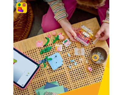 LEGO® Creator 3 v 1 31383 Parfém s ozdobnými kvetmi
