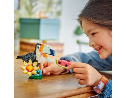 LEGO® Creator 3v1 31173 Divoké zvieratá: Tropický tukan