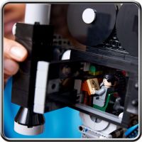 LEGO® Disney 43230 Kamera na počesť Walta Disneyho 6