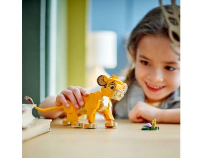 LEGO® Disney 43243 Levíča Simba z Levieho kráľa