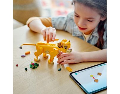 LEGO® Disney 43243 Levíča Simba z Levieho kráľa