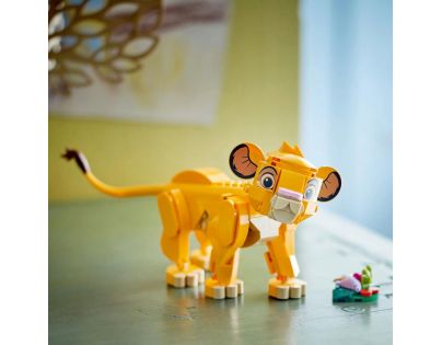 LEGO® Disney 43243 Levíča Simba z Levieho kráľa
