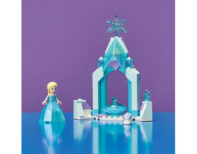 LEGO® Disney Ľadové kráľovstvo 43199 Elsa a zámocké nádvorie