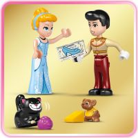 LEGO® Disney Princess 43275 Popoluškin zámok a kočiar s koňmi 6