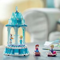 LEGO® Disney Princess™ 43218 Čarovný kolotoč Anny a Elsy 5