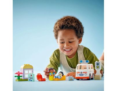 LEGO® DUPLO® 10447 Sanitka a vodič