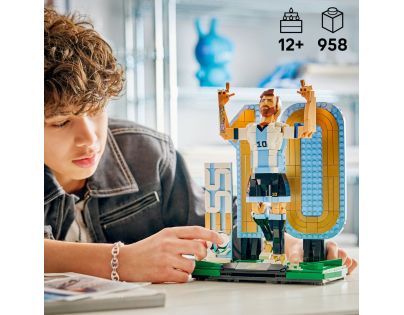 LEGO® Editions 43015 Lionel Messi – Futbalová legenda
