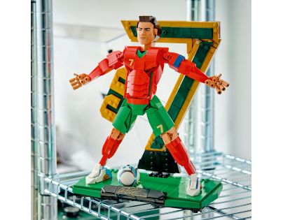 LEGO® Editions 43016 Cristiano Ronaldo – Futbalová legenda