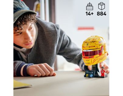 LEGO® Editions 43022 Prilba Lewis Hamilton zo Scuderia Ferrari HP