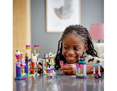LEGO® Friends 41687 Kúzelné jarmočné stánky