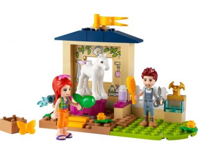 LEGO® Friends 41696 Čistenie poníka v stajni