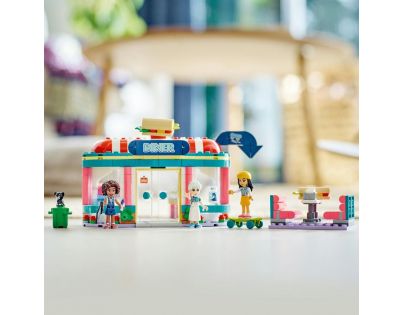 LEGO® Friends 41728 Bistro v centre mestečka Heartlake