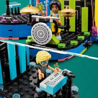 LEGO® Friends 42616 Hudobná súťaž v mestečku Heartlake 6