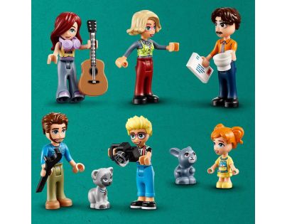 LEGO® Friends 42620 Rodinné domy Ollyho a Paisley